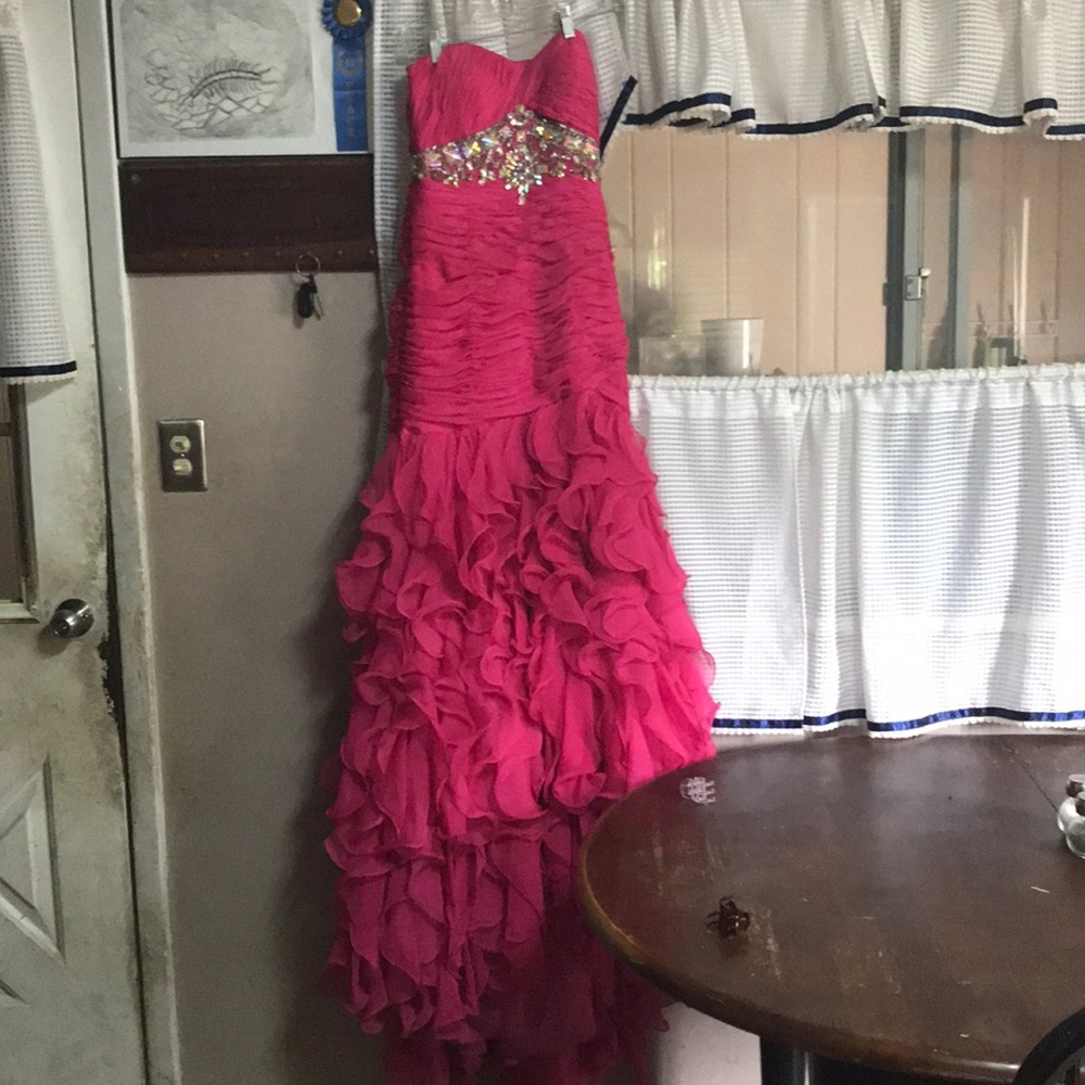 prom/pageant dress